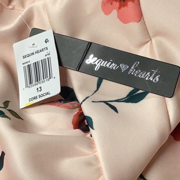 Sequin Hearts Floral Mini Dress - Picture 5 of 7